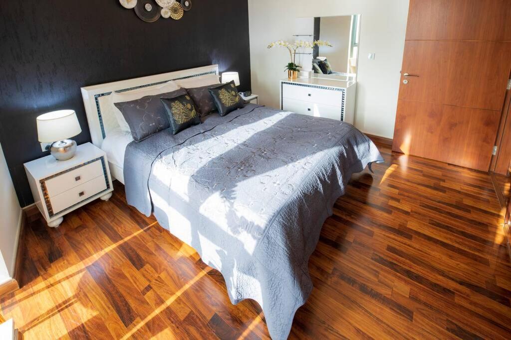 First Class 3Br With Full Burj Khalifa And Fountain View Dubai Exterior foto