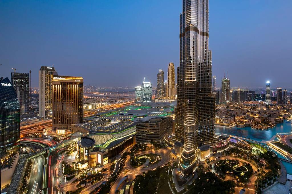 First Class 3Br With Full Burj Khalifa And Fountain View Dubai Exterior foto